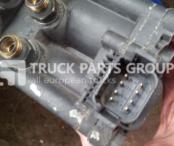 SCANIA oil filter housing for SCANIA R tractor unit - Truck Parts Group
